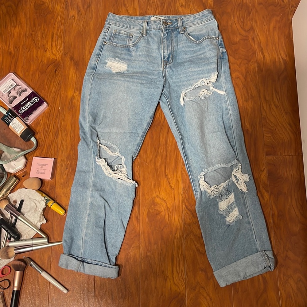 Forever 21 Ripped Boyfriend Jeans